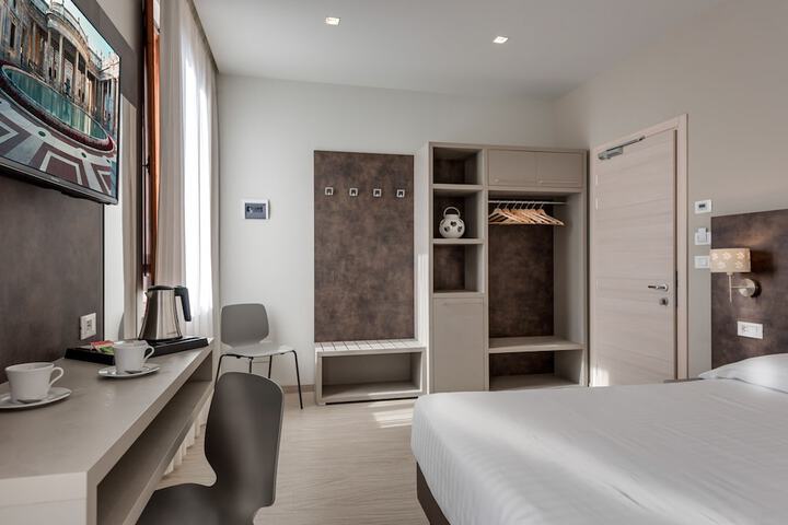 Room 21 of 55