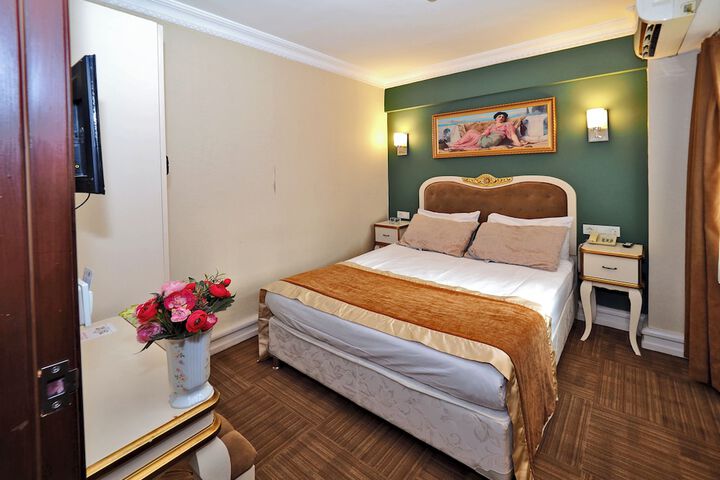Room 19 of 61