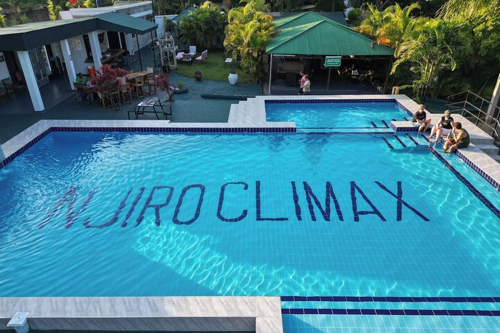 Pool 50 of 84