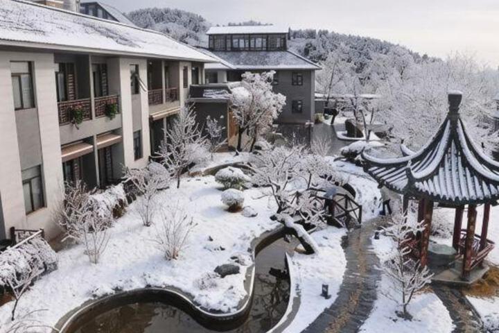 Image of Beijing Fragrant Hill Holiday Business Hotel