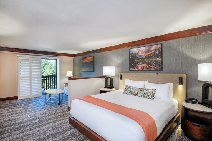 Room 18 of 185