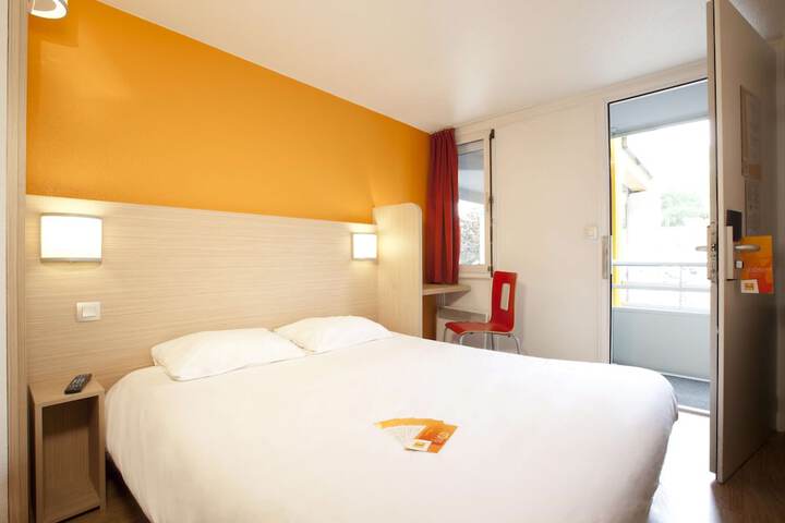 Room 6 of 23