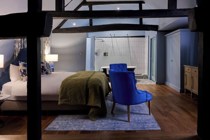 Room 21 of 129