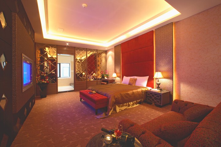 Room 7 of 21