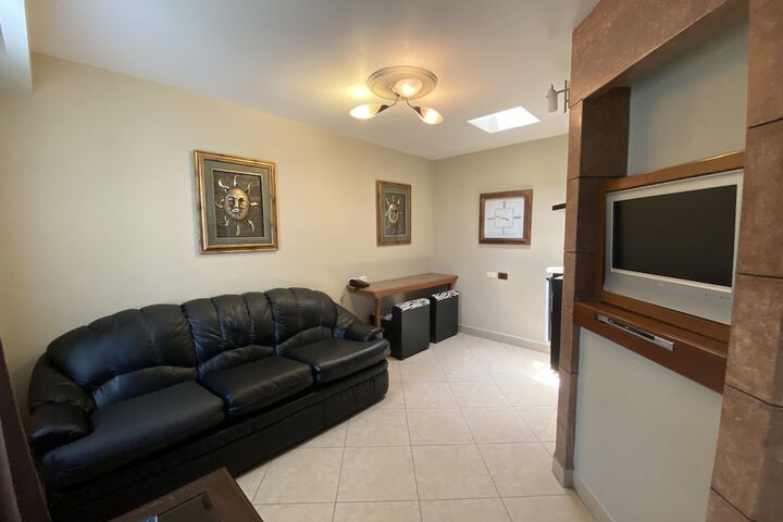 Room 20 of 45