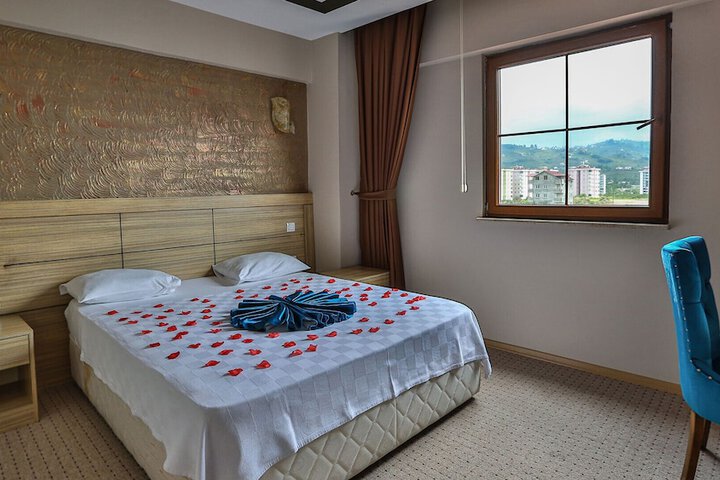 Room 4 of 19