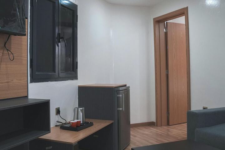 Room 12 of 66