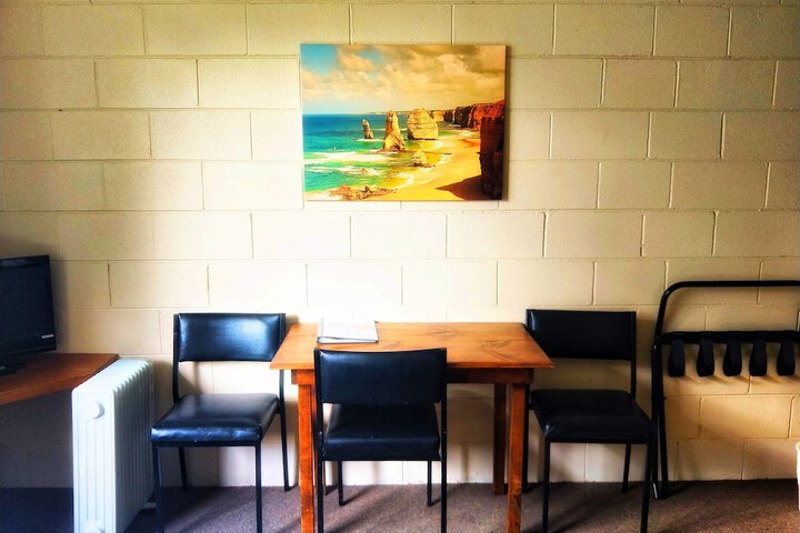 Room 13 of 62