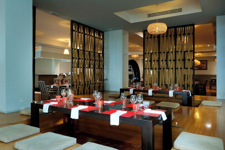 Dining 94 of 152