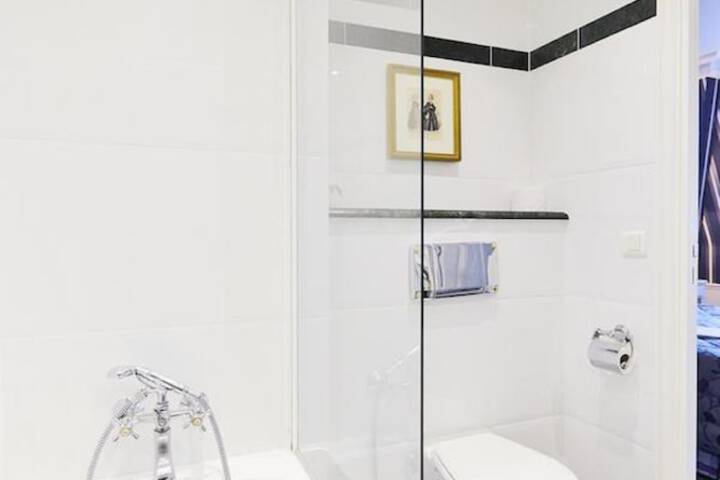 Bath Interior