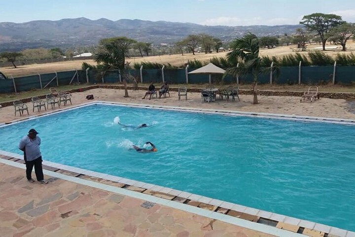 Pool 11 of 17
