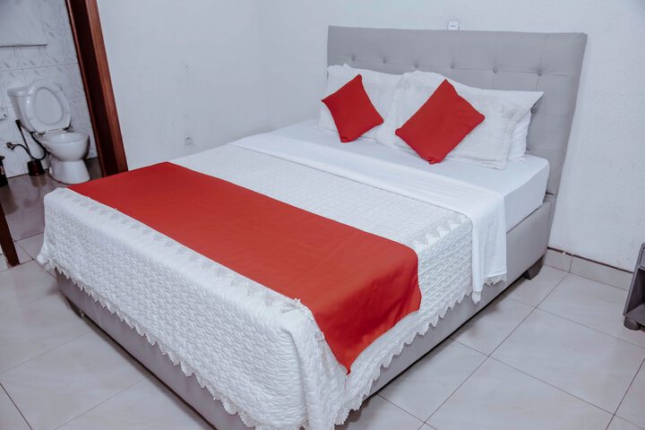 Martin Aviator Hotel