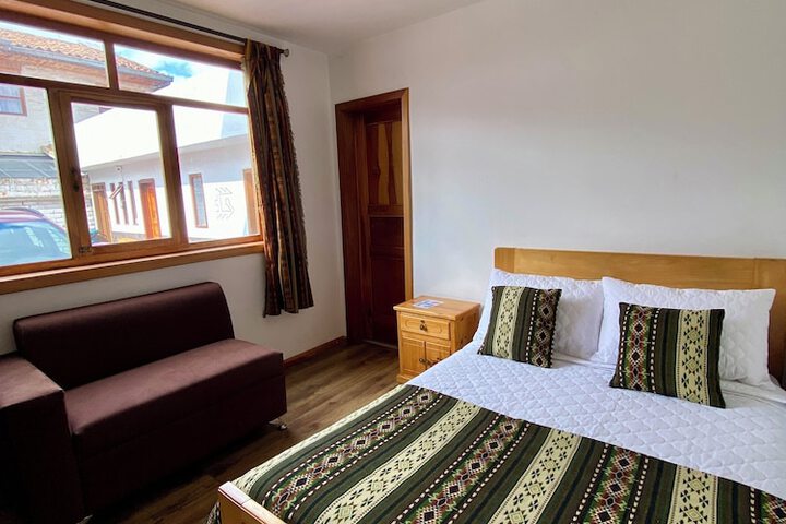 Room 16 of 35