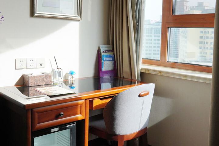 Room 22 of 50