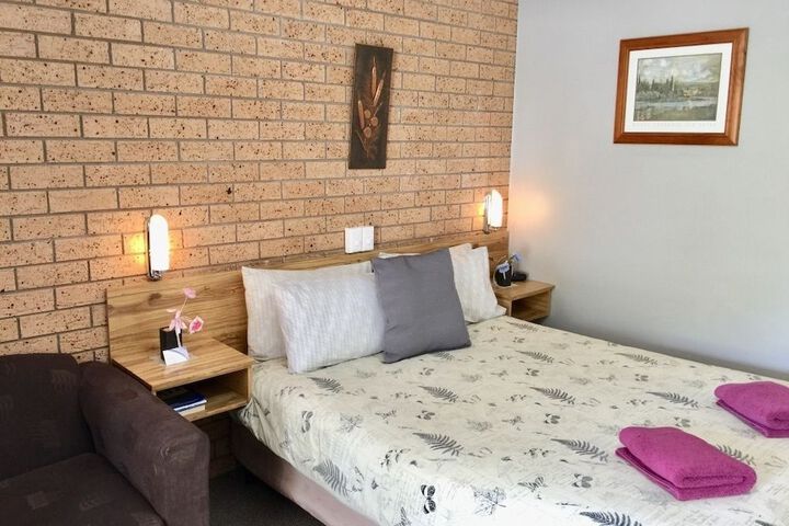 Room 8 of 44