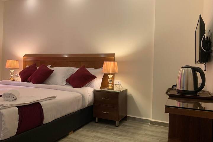Room 29 of 65