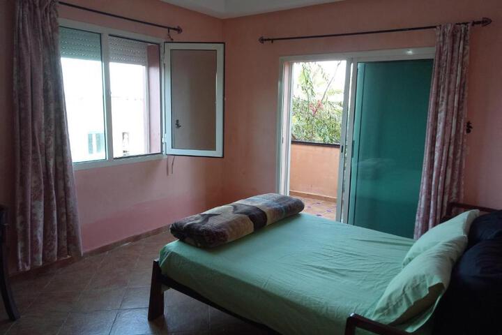 Room 5 of 17
