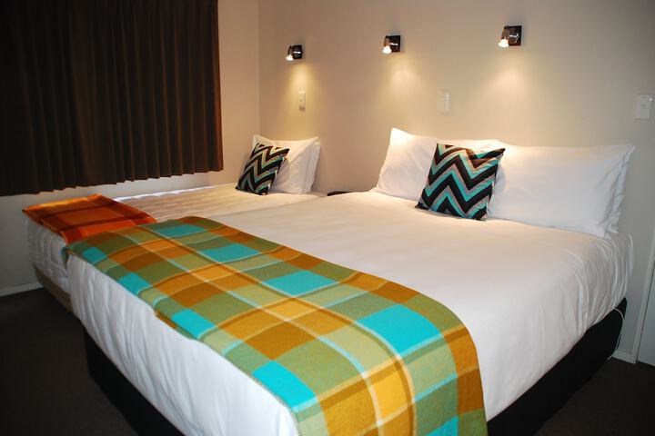 Room 6 of 46