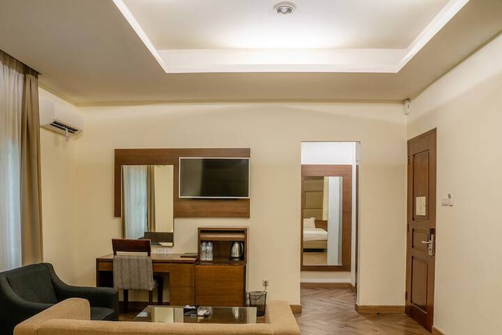 Room 17 of 57