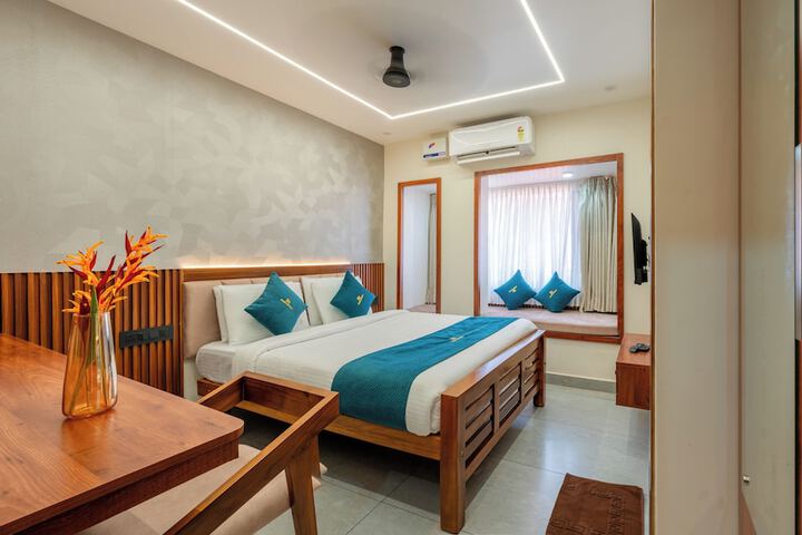 Room 5 of 19