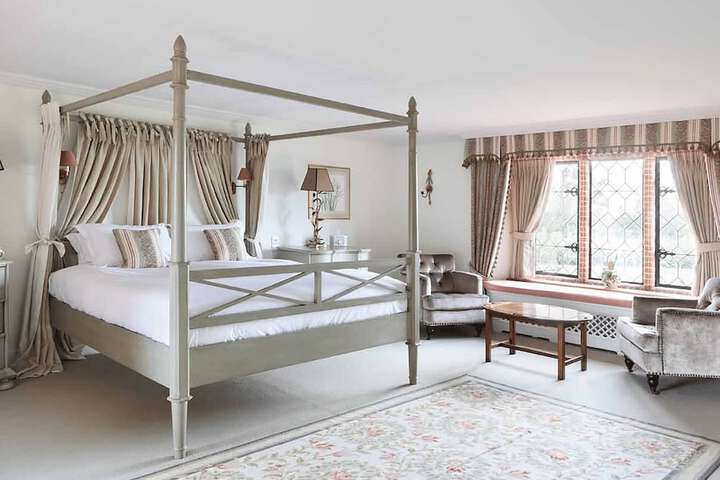 Room 47 of 161