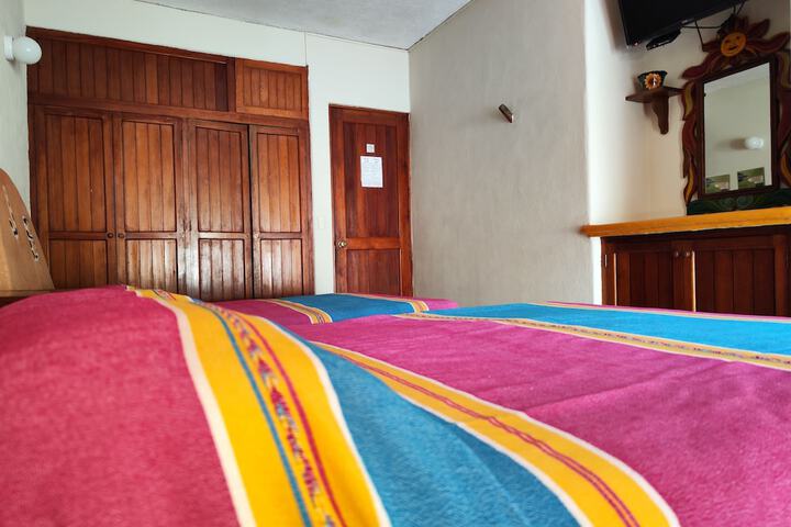 Room 18 of 76