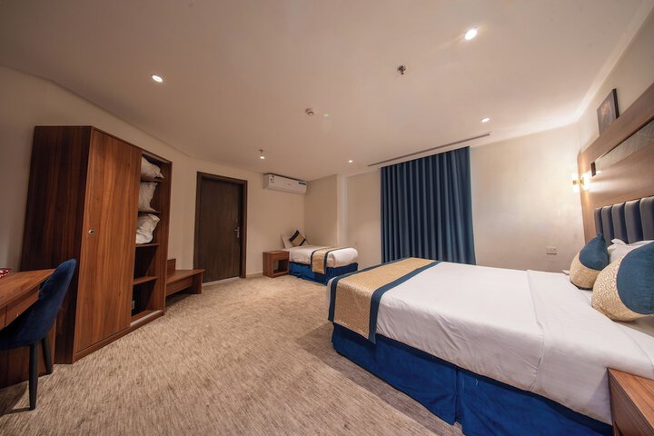 Room 7 of 53