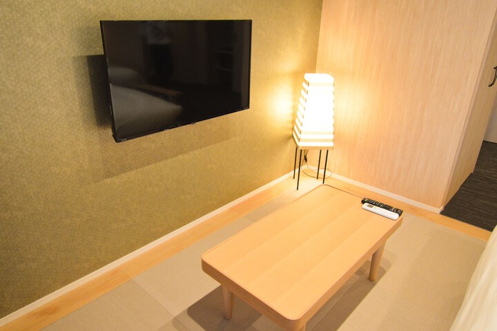 Room 12 of 47
