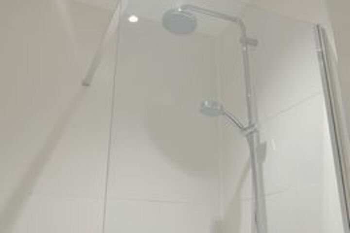 Room 8 of 137
