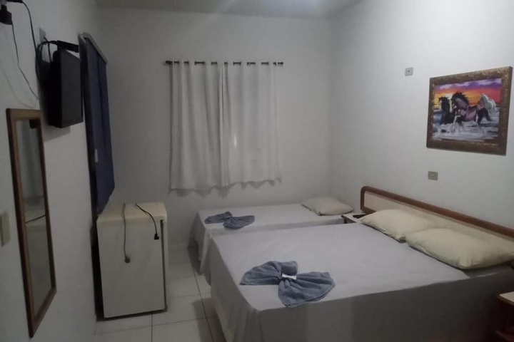 Room 18 of 34