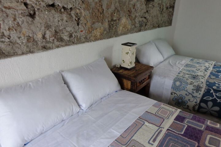 Room 9 of 46