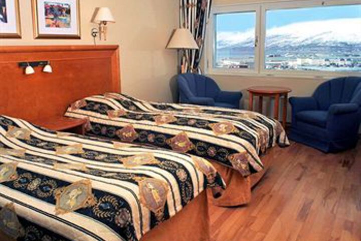 Room 4 of 15