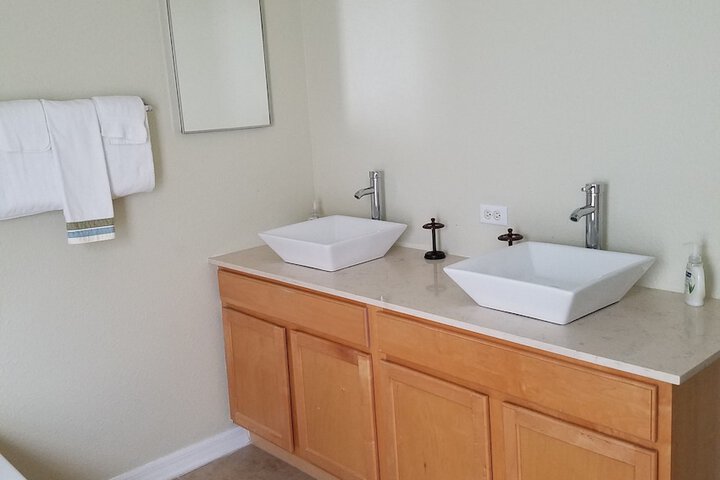 Room 15 of 29