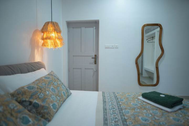 Room 3 of 19