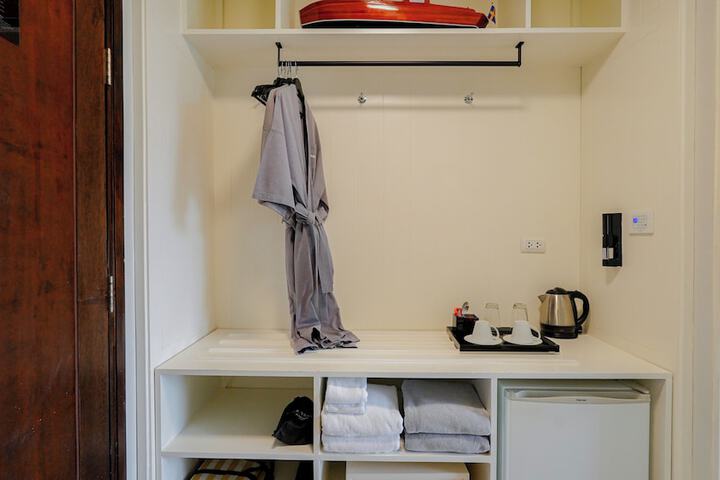 Room 36 of 110