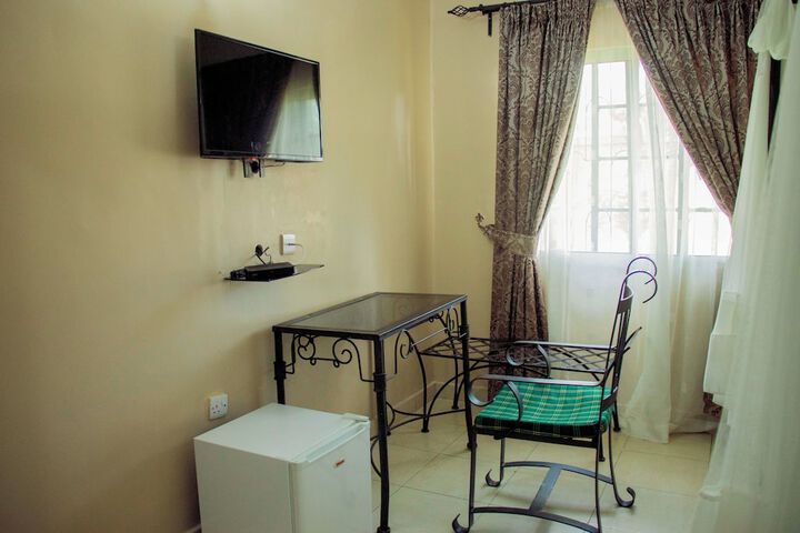 Room 19 of 53