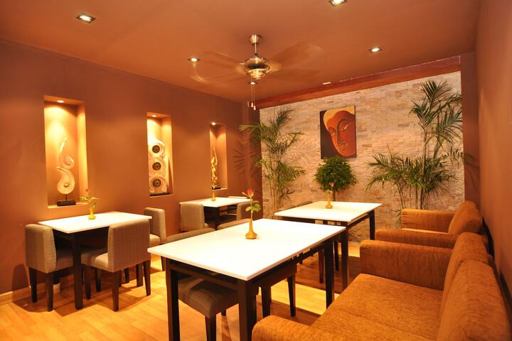 Breakfast area