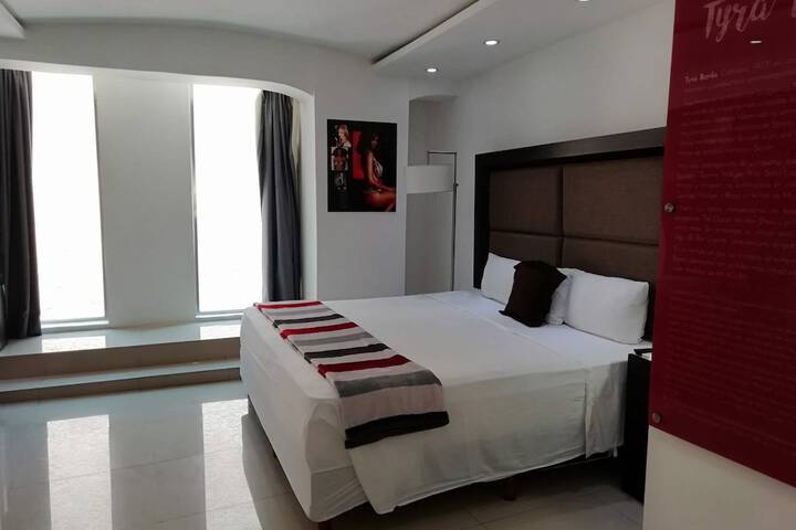 Room 6 of 27