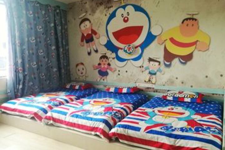 Room 16 of 64