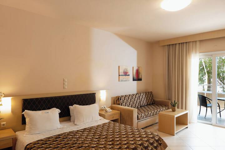 Room 13 of 56
