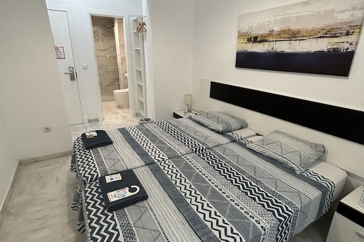 Room 5 of 15