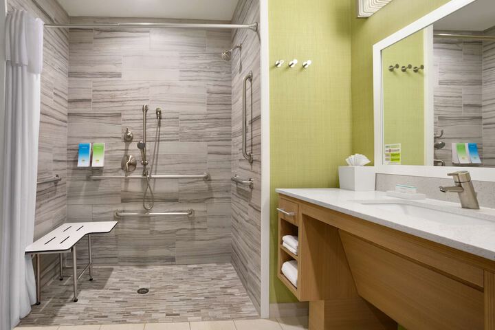 Bathroom shower