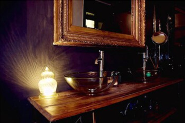 Room 2 of 5