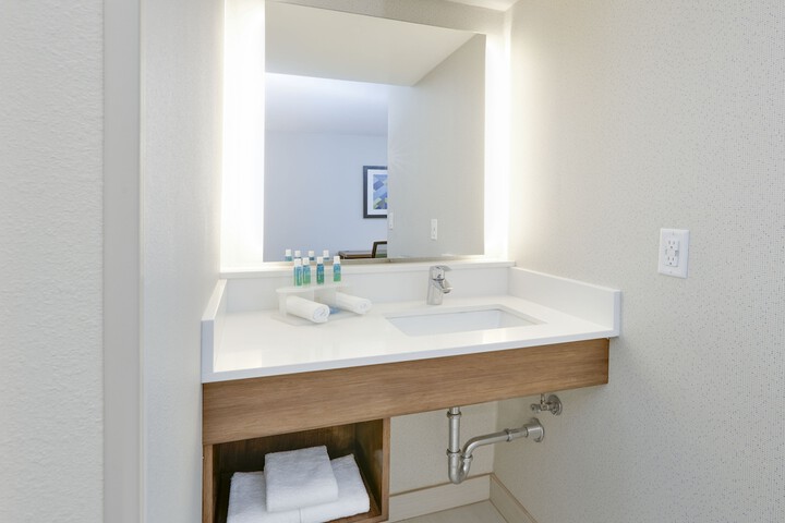 Bathroom amenities
