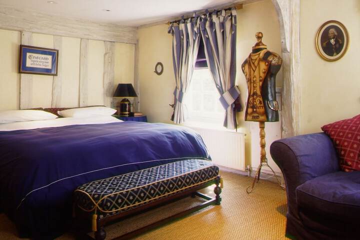 Room 30 of 73