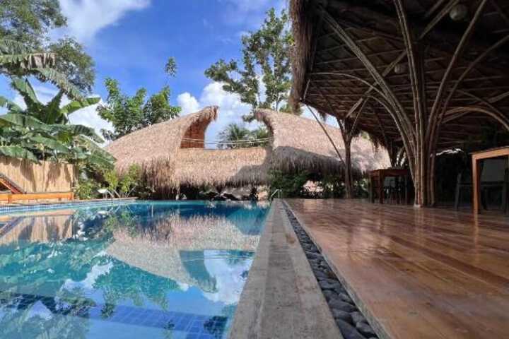 Pool 14 of 21