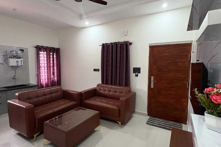 Room 7 of 24