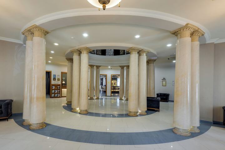 Lobby Photos