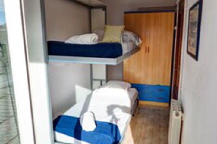 Room 5 of 15