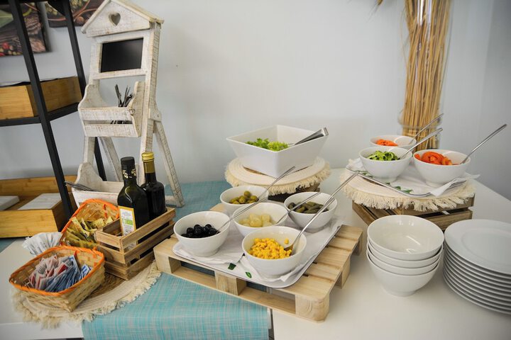 Dining 80 of 108